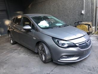 Vrakbiler auto Opel Astra Astra K - 1600CC - 100KW EURO6B 2016/4