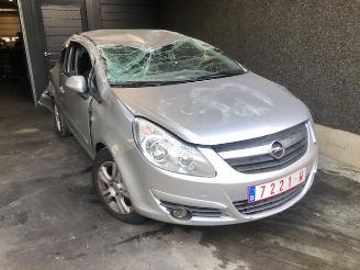 Opel Corsa Corsa D picture 1