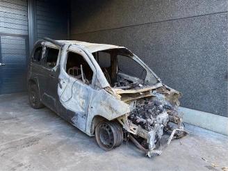 Coche siniestrado Citroën Berlingo  2020