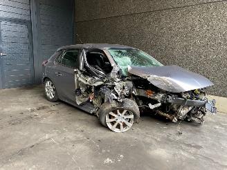 Salvage car Opel Corsa F (UB/UP) Hatchback 5-drs 2019 1.2 12V 75 Hatchback  Benzine 1.199cc 55kW FWD 2019-07 2021/1