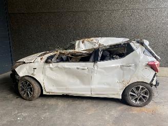 Hyundai I-10 (A5) Hatchback 2020 1.0 12V Hatchback  Benzine 998cc 49kW picture 3