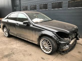 Mercedes C-klasse (W204) Sedan 2007 / 2014 2.2 C-200 CDI 16V BlueEFFICIENCY Sedan 4Dr Diesel 2.143cc 100kW (136pk) RWD picture 1