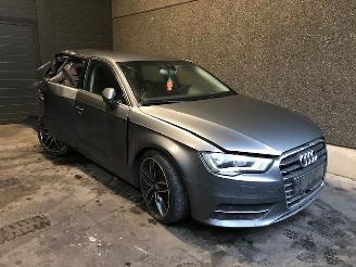 rozbiórka samochody osobowe Audi A3 (8VA/8VF) Hatchback 5-drs 2012 / 2020 1.6 TDI Ultra 16V Hatchback 4Dr Diesel 1 598cc 81kW (110pk) FWD 2015/4