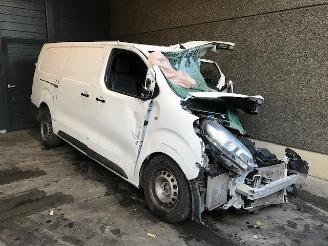 Démontage voiture Citroën Jumpy Van 2021 2.0 Blue HDI 120 Bestel  Diesel 1.997cc 90kW 2021/5
