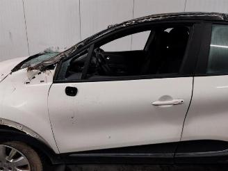 Renault Captur  picture 4