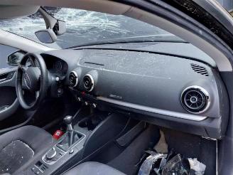 Audi A3 A3 Sportback (8VA/8VF), Hatchback 5-drs, 2012 / 2020 1.6 TDI Ultra 16V picture 15