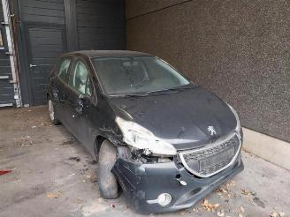 Uttjänta bilar auto Peugeot 208 208 I (CA/CC/CK/CL), Hatchback, 2012 / 2019 1.4 HDi 2013/10