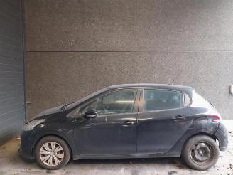 Peugeot 208 208 I (CA/CC/CK/CL), Hatchback, 2012 / 2019 1.4 HDi picture 5