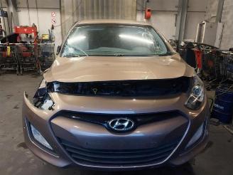 Hyundai I-30 i30 (GDHB5), Hatchback, 2011 1.6 GDI Blue 16V picture 2