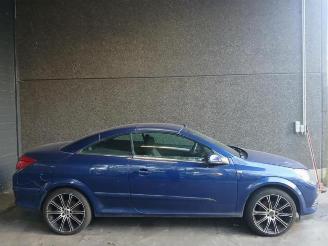 Opel Astra Astra H Twin Top (L67), Cabrio, 2005 / 2010 1.6 16V picture 6