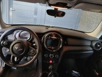 Mini One Mini (F56), Hatchback 3-drs, 2013 1.5 12V One D picture 13