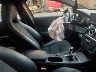 Mercedes A-klasse A (W176), Hatchback, 2012 / 2018 1.6 A-180 16V picture 20