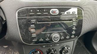 Fiat Punto Punto Evo (199), Hatchback, 2009 / 2012 1.4 picture 16