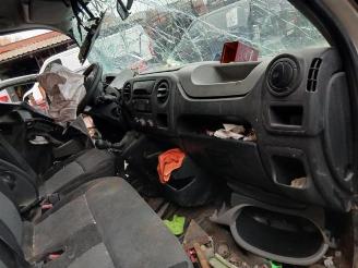 Renault Master Master III (EV/HV/UV/VA/VB/VD/VF/VG/VJ), Chassis-Cabine, 2010 2.3 dCi 150 16V FWD picture 9