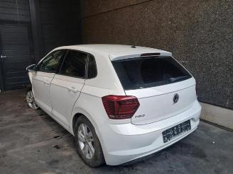 Coche siniestrado Volkswagen Polo Polo VI (AW1), Hatchback 5-drs, 2017 1.0 TSI 12V 2019/6