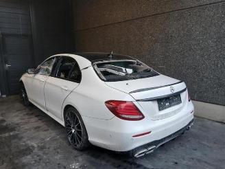Vrakbiler auto Mercedes E-klasse E (W213), Sedan, 2016 / 2023 E-220d 2.0 Turbo 16V 2018/7