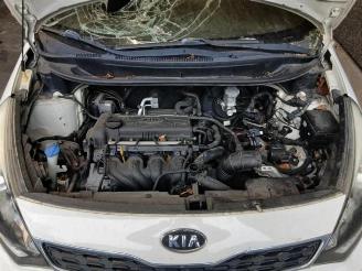 Kia Rio Rio III (UB), Hatchback, 2011 / 2017 1.4 CVVT 16V picture 11