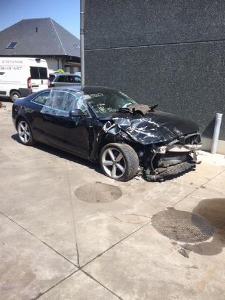 Coche siniestrado Audi A5 2.0 diesel 2012/1