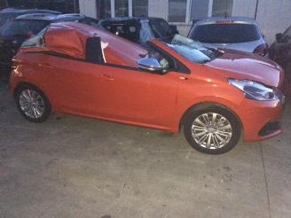 Vrakbiler auto Peugeot 208  2016/4