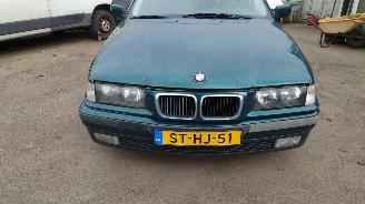 BMW 3-serie 1998 E36 318i 184E2 Groen 275 onderdelen picture 8