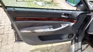 Audi A4 1999 B5 2.5 TDI AFB DEY Blauw LZ5L onderdelen picture 11