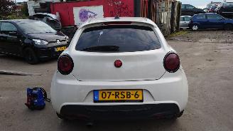 Alfa Romeo MiTo 2011 1.3 JTD 199B4 Wit 251/A onderdelen picture 4