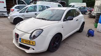 Vrakbiler auto Alfa Romeo MiTo 2011 1.3 JTD 199B4 Wit 251/A onderdelen 2011/8