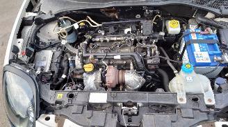 Alfa Romeo MiTo 2011 1.3 JTD 199B4 Wit 251/A onderdelen picture 12