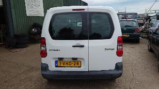 Citroën Berlingo 2010 1.6 HDI 9HT Wit EWP onderdelen picture 4