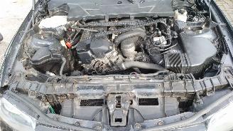 BMW 1-serie 2004 116i E87 N45B16A Zwart 668 onderdelen picture 14