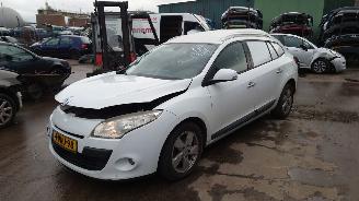disassembly passenger cars Renault Mégane 3 2011 1.5 DCI K9K837 DC4000 Wit OV369 onderdelen 2011/4