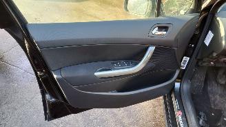 Peugeot 308 2010 1.6 VTi 5FW Zwart KTV onderdelen picture 10