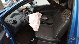 Renault Twingo 2012 1.2 16v D4F Blauw TERPB onderdelen picture 9