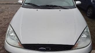 Ford Focus 2002 1.6 16v FYDD Grijs Moondust Silver onderdelen picture 8
