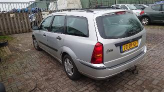 Ford Focus 2002 1.6 16v FYDD Grijs Moondust Silver onderdelen picture 3