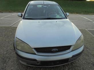 Salvage car Ford Mondeo Mondeo III, Sedan, 2000 / 2007 2.0 TDCi 130 16V 2002/11