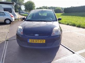 Vrakbiler auto Ford Fiesta Fiesta 5 (JD/JH), Hatchback, 2001 / 2009 1.3 2007/9