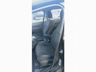 Peugeot 5008 5008 I (0A/0E), MPV, 2009 / 2017 1.6 HDiF 16V picture 7