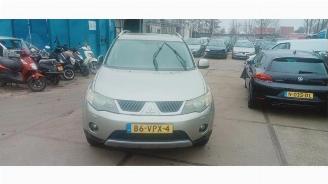 Uttjänta bilar auto Mitsubishi Outlander Outlander (CW), SUV, 2006 / 2012 2.2 DI-D 16V 4x4 2008/4