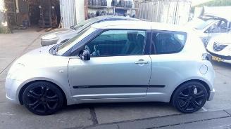 Suzuki Swift Swift (ZA/ZC/ZD1/2/3/9), Hatchback, 2005 / 2015 1.3 VVT 16V picture 2