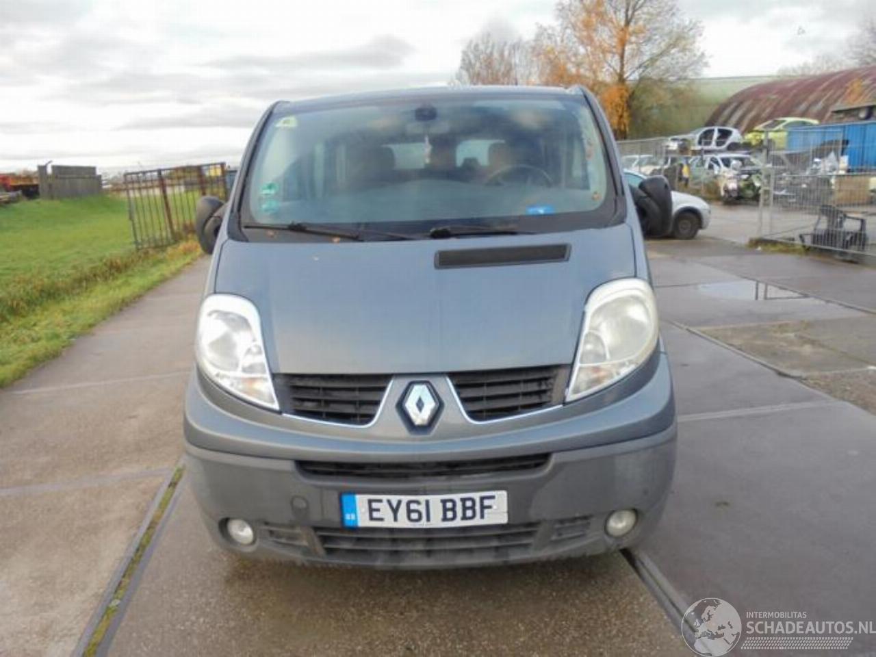 Renault Trafic Trafic New (JL), Bus, 2001 / 2015 2.5 dCi 16V 145