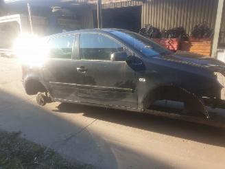 Vrakbiler auto Volkswagen Polo  2004/1
