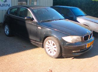 BMW 1-serie 116i picture 1