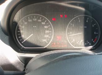 BMW 1-serie 116i picture 9