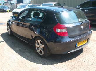BMW 1-serie 116i picture 4