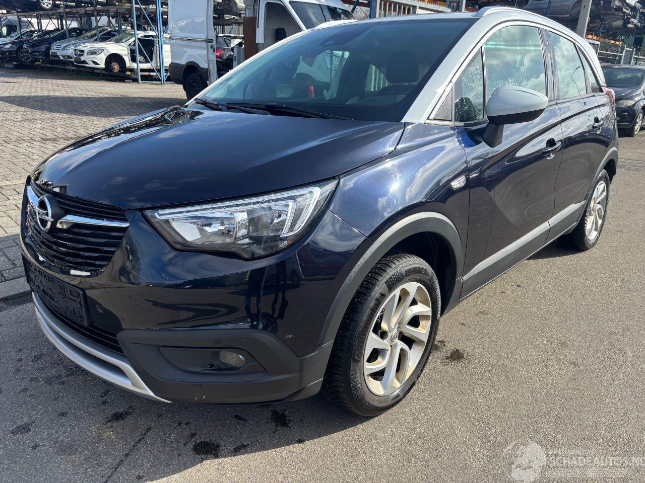 Opel Crossland 