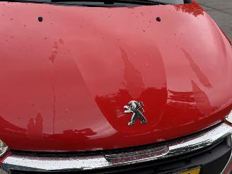 Peugeot 208 1.2 Blue Lease 2017 Navi Airco 5DRS picture 6