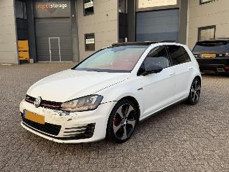 Damaged car Volkswagen Golf 2.0 TSI GTI DSG Pano 2014/11