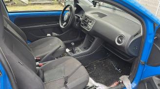 Volkswagen Up! Up! (121), Hatchback, 2011 1.0 12V 60 picture 13