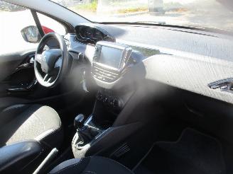 Peugeot 206 1.2 PURETECH BLUE LION AIRCO NAVI picture 13